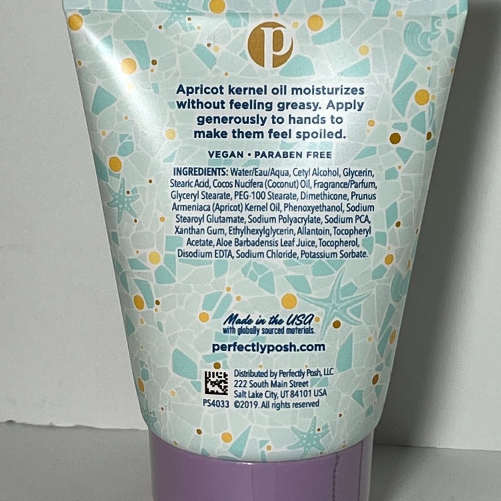 BRAND NEW & SEALED Perfectly Posh Hand Creme-Show Me What You're Mermaid Of - Picture 2 of 2